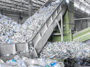 راهکارهایی برای کاهش خطرات و ضررهای تزریق پلاستیک برای طبیعت (روش‌های نوین بازیافت)