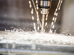 همه‌ی آنچه که باید در باره‌ی دستگاه CNC فرز بدانید.