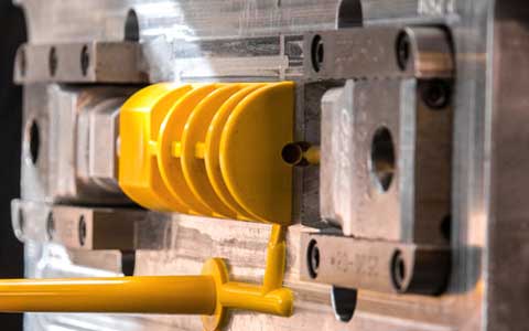 مقایسه قالب دایکاست و قالب تزریق پلاستیک