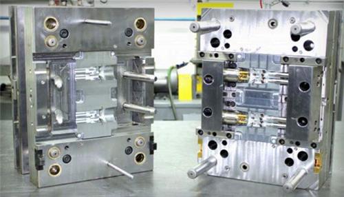 قالب تزریق ساختمانی